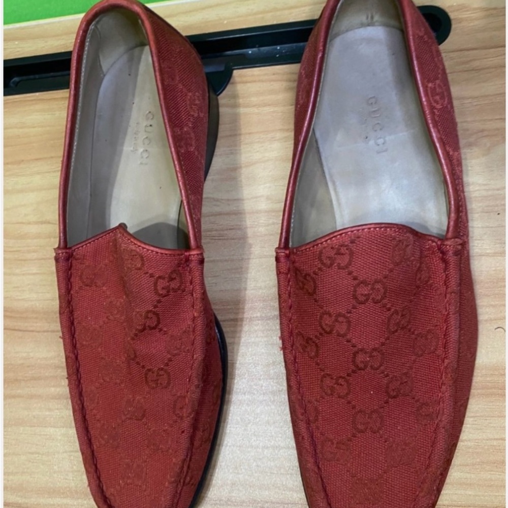 Gucci women Brick Red Loafers